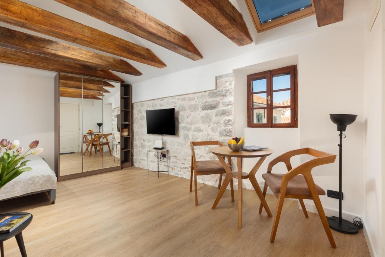 Old Town South Gate Apartment Котор Экстерьер фото
